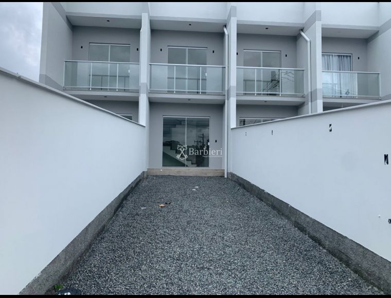 Casa no Bairro Itoupava Central em Blumenau com 2 Dormitórios e 64.25 m² - 3825033