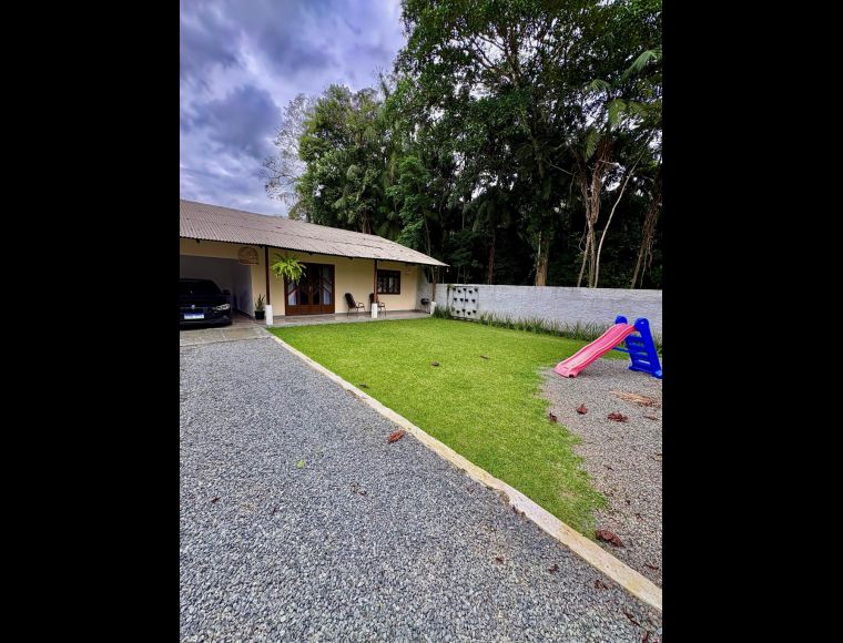 Casa no Bairro Itoupava Central em Blumenau com 3 Dormitórios e 162 m² - 5810267