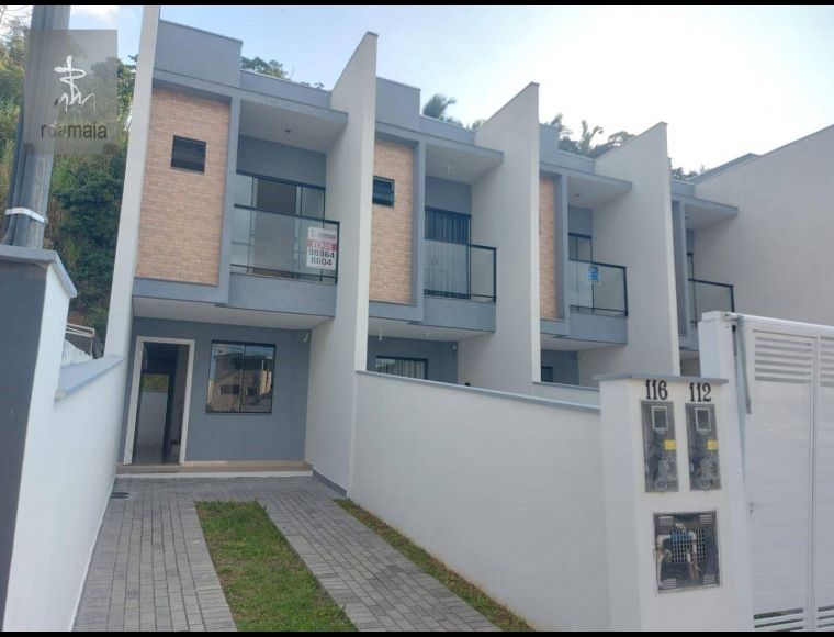 Casa no Bairro Itoupava Norte em Blumenau com 2 Dormitórios (2 suítes) e 83 m² - CA0298