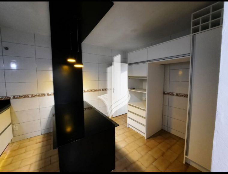 Casa no Bairro Itoupavazinha em Blumenau com 3 Dormitórios (1 suíte) e 115 m²