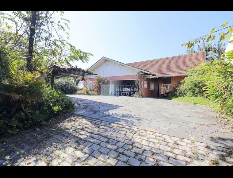 Casa no Bairro Jardim Blumenau em Blumenau com 5 Dormitórios (1 suíte) e 404.5 m² - 4191653