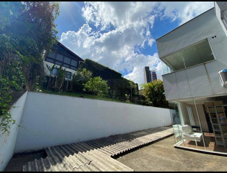 Casa no Bairro Jardim Blumenau em Blumenau com 4 Dormitórios (2 suítes) e 477 m² - CA0021