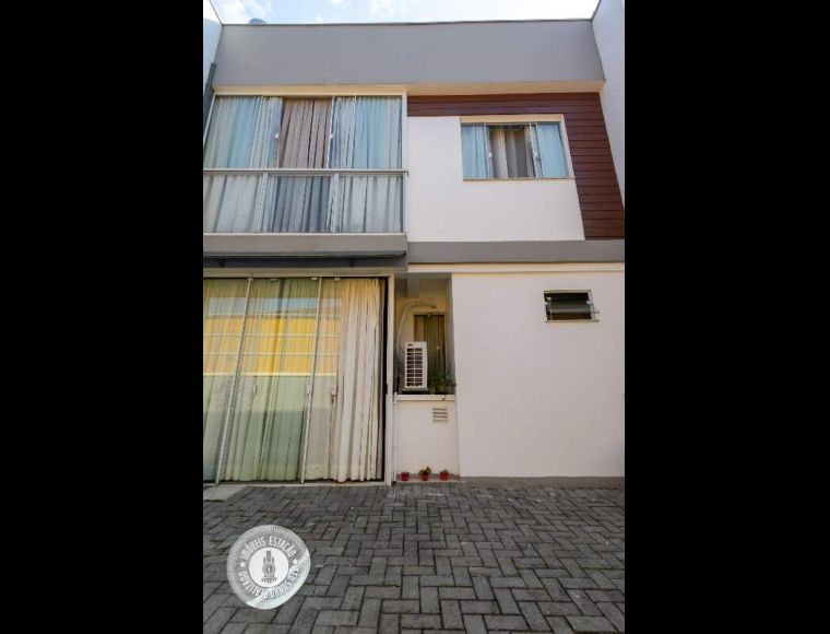 Casa no Bairro Passo Manso em Blumenau com 3 Dormitórios (1 suíte) e 116 m² - 622