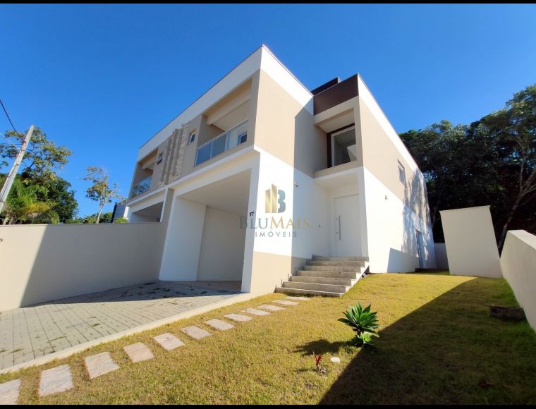 Casa no Bairro Ponta Aguda em Blumenau com 3 Dormitórios (3 suítes) e 202.47 m² - 3070535