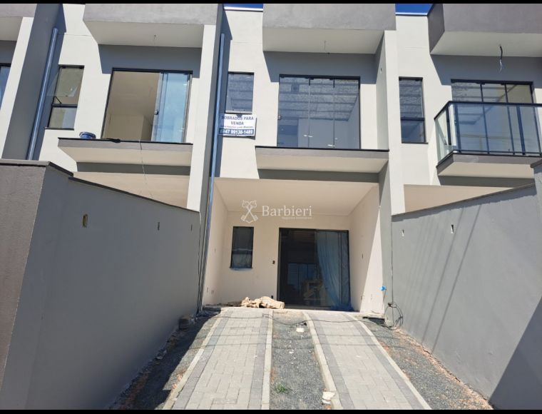 Casa no Bairro Progresso em Blumenau com 2 Dormitórios (2 suítes) e 83 m² - 3824396