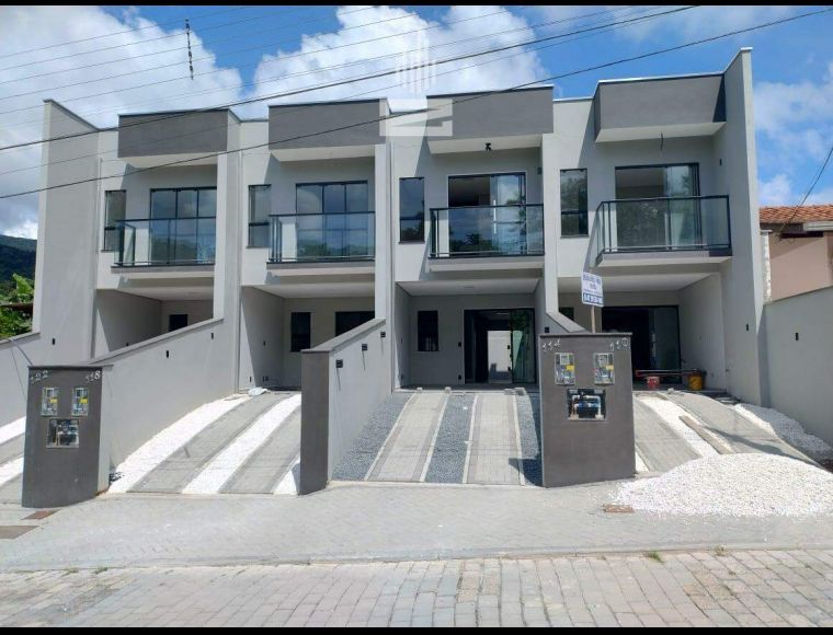 Casa no Bairro Progresso em Blumenau com 2 Dormitórios (2 suítes) e 84 m² - 9302