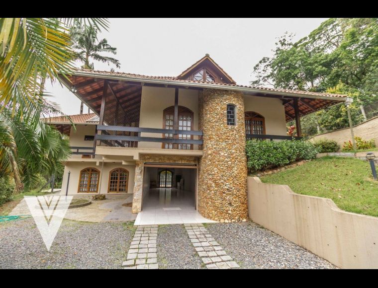 Casa no Bairro Ribeirão Fresco em Blumenau com 3 Dormitórios (2 suítes) e 379 m² - CA0474-L