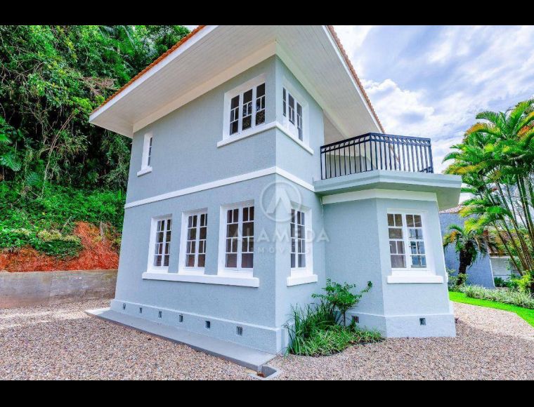 Casa no Bairro Ribeirão Fresco em Blumenau com 4 Dormitórios (2 suítes) e 430 m² - CA0506