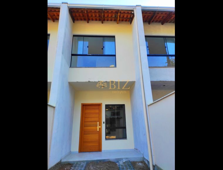 Casa no Bairro Ribeirão Fresco em Blumenau com 2 Dormitórios (2 suítes) e 78 m² - 0940