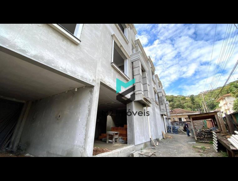Casa no Bairro Ribeirão Fresco em Blumenau com 2 Dormitórios (2 suítes) e 155 m² - CA0240