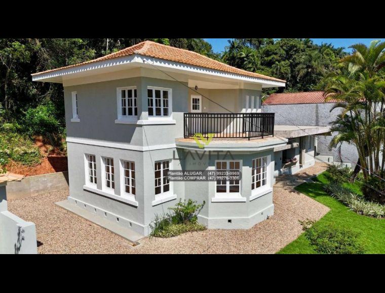 Casa no Bairro Ribeirão Fresco em Blumenau com 6 Dormitórios (2 suítes) e 435 m² - CA0908