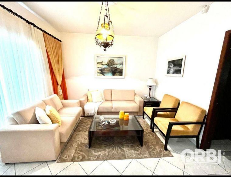 Casa no Bairro Salto em Blumenau com 3 Dormitórios (2 suítes) e 227 m² - CA0550