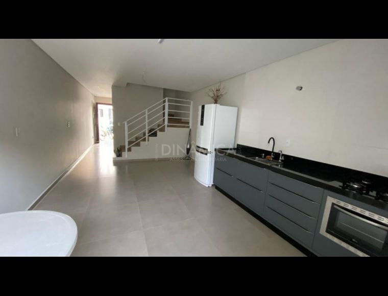 Casa no Bairro Salto Norte em Blumenau com 3 Dormitórios (1 suíte) e 104.09 m² - 3478815