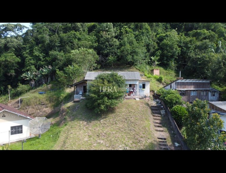 Casa no Bairro Tribess em Blumenau com 2 Dormitórios e 60 m²