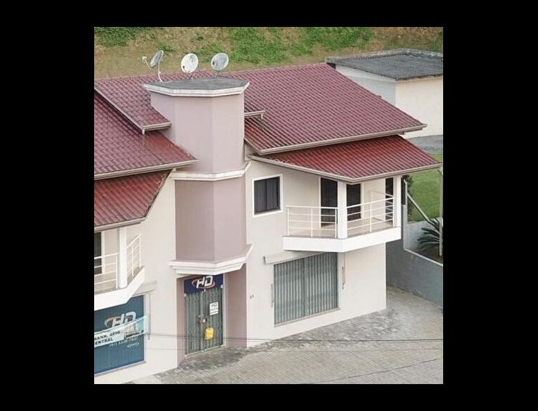 Casa no Bairro Vila Itoupava em Blumenau com 3 Dormitórios e 231 m² - 9225