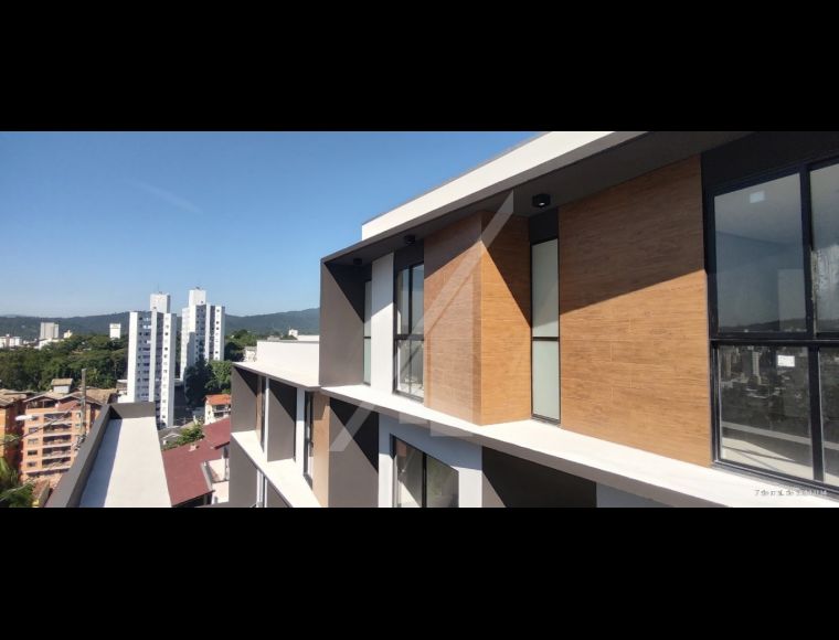 Casa no Bairro Vila Nova em Blumenau com 3 Dormitórios (1 suíte) e 117.97 m²