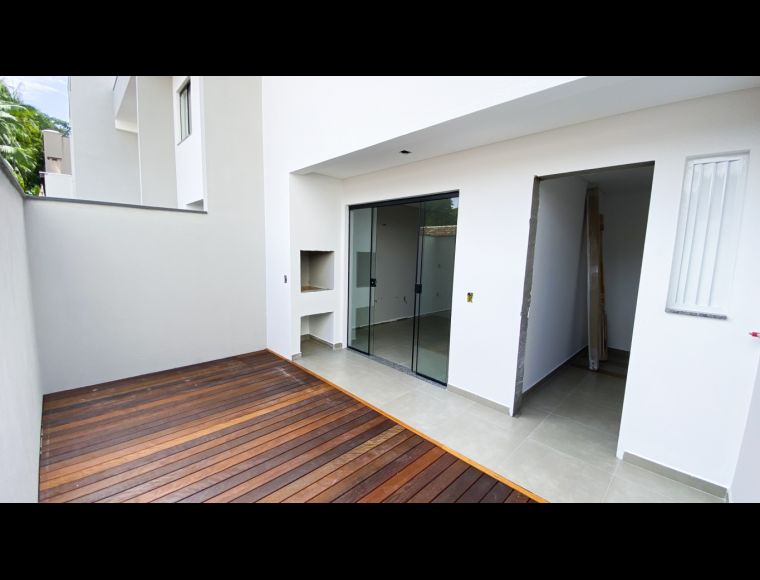 Casa no Bairro Vila Nova em Blumenau com 3 Dormitórios (1 suíte) e 135 m² - 3477445