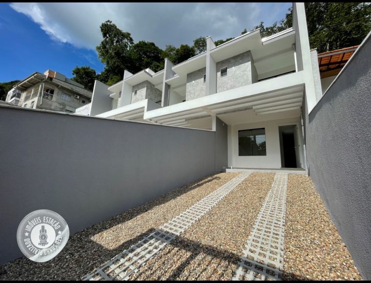 Casa no Bairro Vila Nova em Blumenau com 2 Dormitórios (2 suítes) e 79 m² - 1009