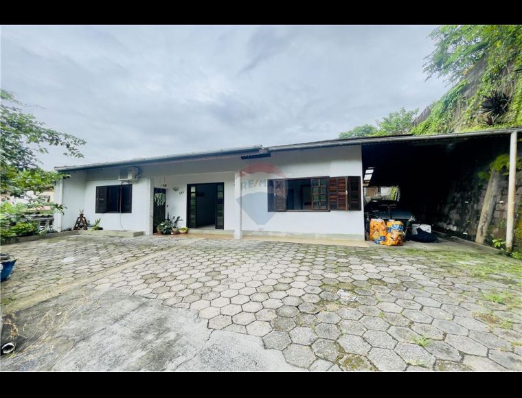 Casa no Bairro Vila Nova em Blumenau com 3 Dormitórios e 99 m² - 590141025-12