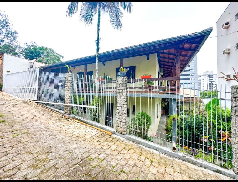 Casa no Bairro Vila Nova em Blumenau com 5 Dormitórios e 106 m² - 2698