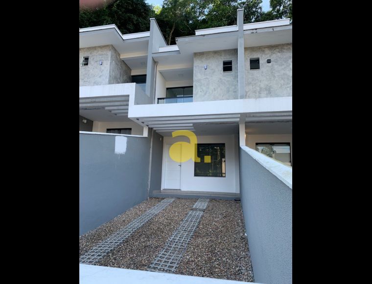 Casa no Bairro Vila Nova em Blumenau com 2 Dormitórios (2 suítes) e 75 m² - 6003120
