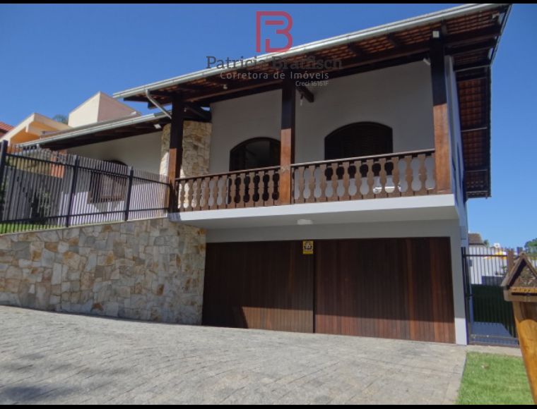 Casa no Bairro Vila Nova em Blumenau com 3 Dormitórios (1 suíte) e 275 m² - 6320161