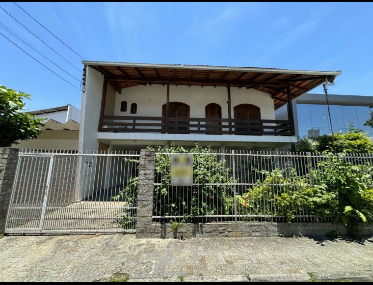 Casa no Bairro Vila Nova em Blumenau com 2 Dormitórios (1 suíte) e 291 m² - 3770867