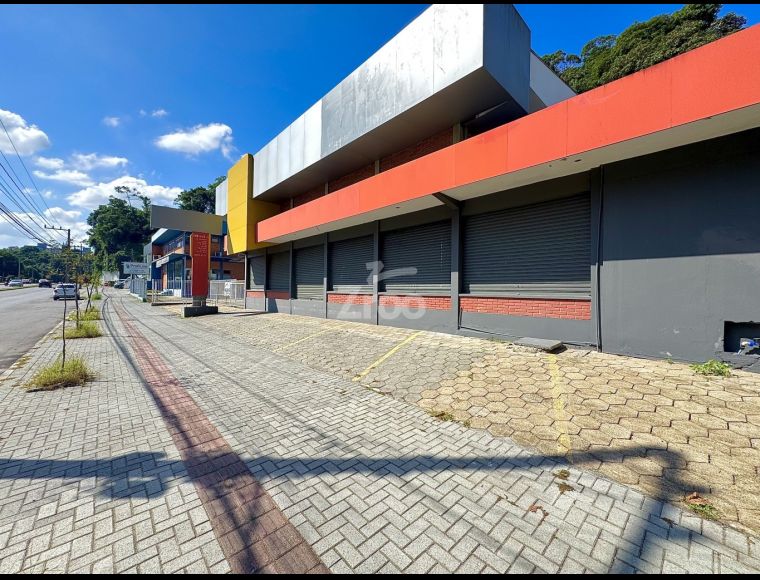 Galpão no Bairro Ponta Aguda em Blumenau com 738 m² - 5064828