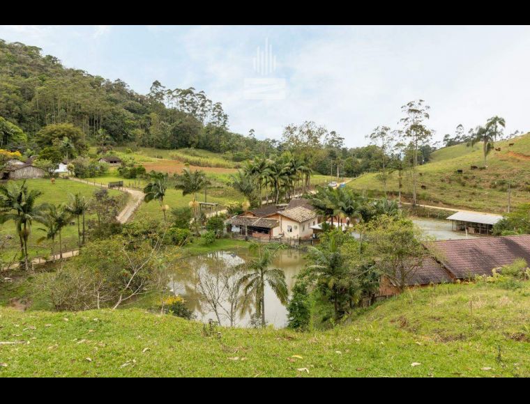 Imóvel Rural no Bairro Vila Itoupava em Blumenau com 66216 m² - 6540