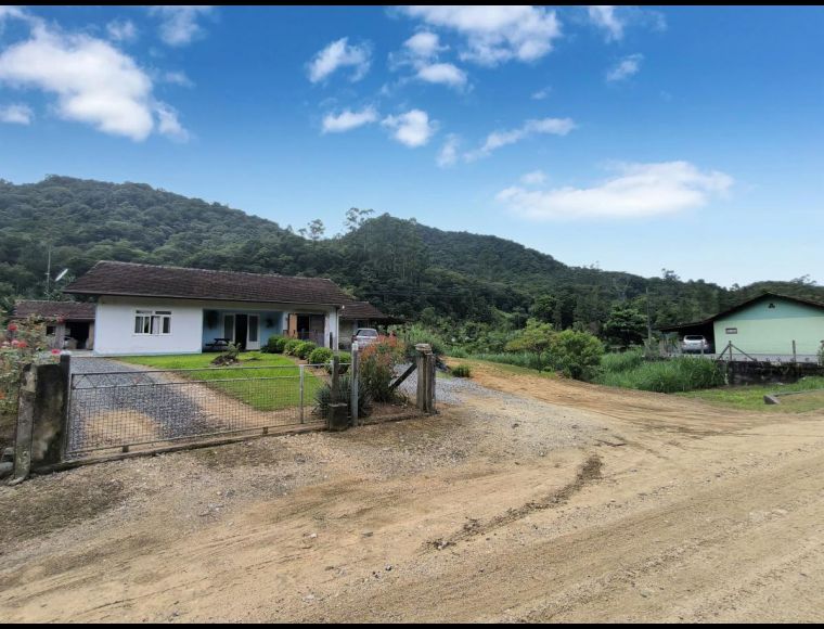 Imóvel Rural no Bairro Vila Itoupava em Blumenau com 21073 m² - S300