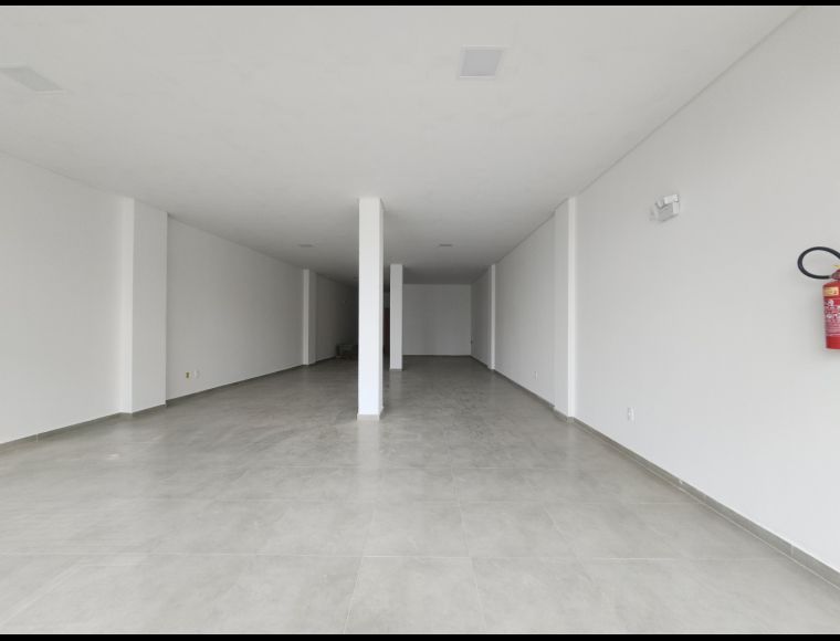 Loja no Bairro Centro em Blumenau com 90 m² - 6960895