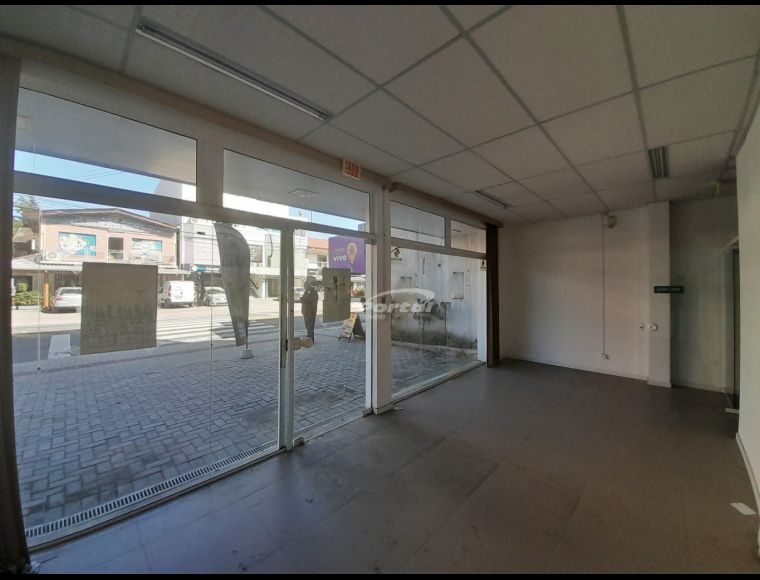 Loja no Bairro Itoupava Norte em Blumenau com 1000 m² - 35716204