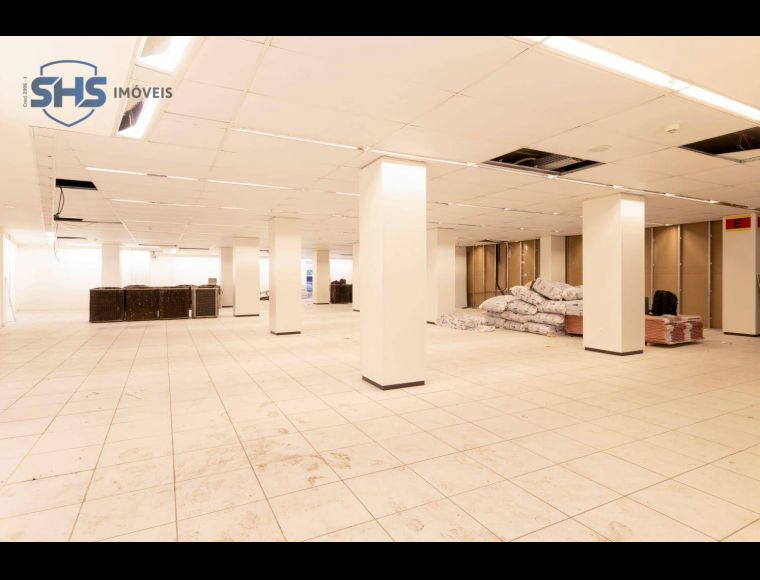 Sala/Escritório no Bairro Centro em Blumenau com 600 m² - SA1006