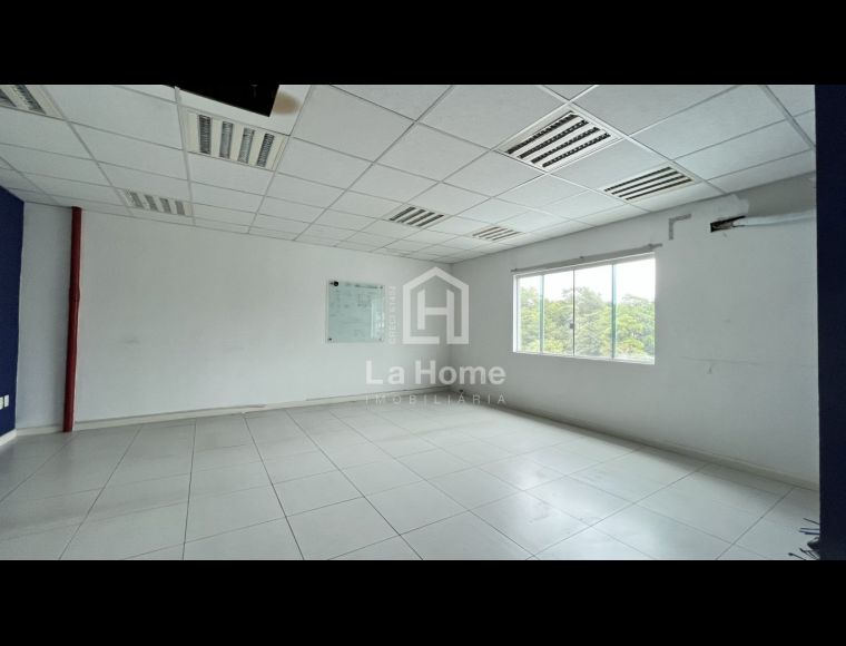 Sala/Escritório no Bairro Fortaleza em Blumenau com 400 m² - 6160272