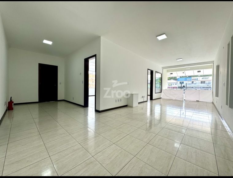 Sala/Escritório no Bairro Ponta Aguda em Blumenau com 300 m² - 5064057