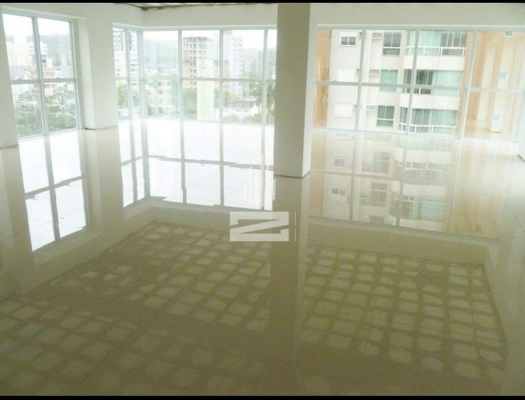 Sala/Escritório no Bairro Vila Formosa em Blumenau com 188 m² - 2476