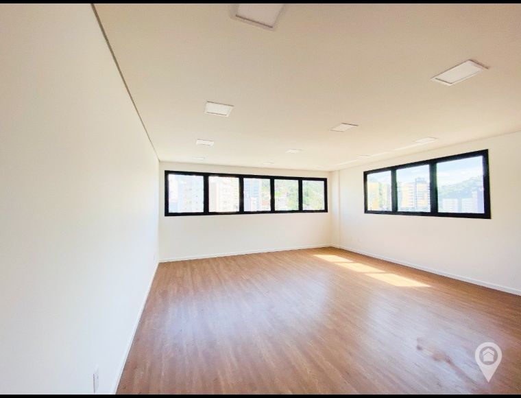 Sala/Escritório no Bairro Vila Nova em Blumenau com 53.48 m² - 5939