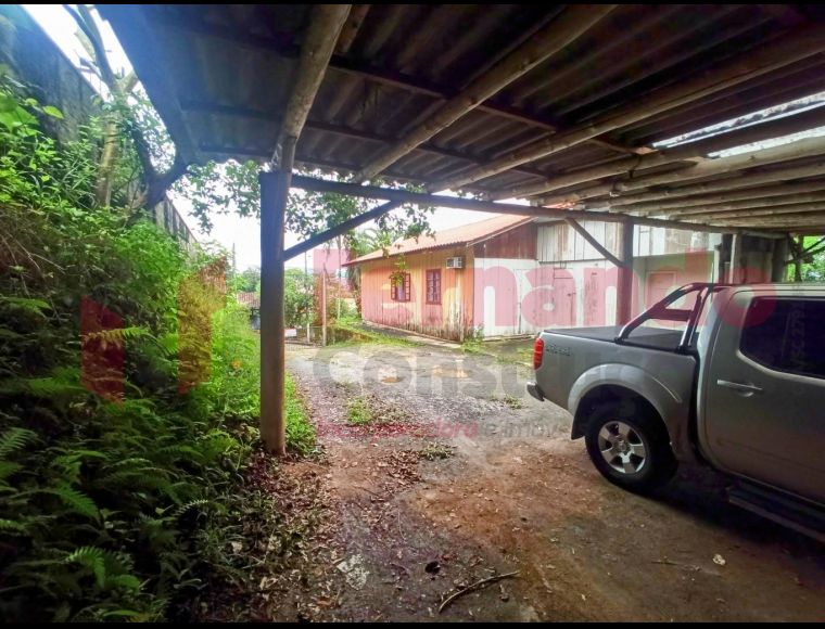 Terreno no Bairro Centro em Blumenau com 558.25 m² - 5200063