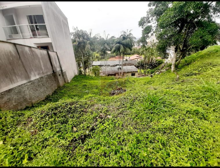 Terreno no Bairro Fortaleza em Blumenau com 700 m² - 100303