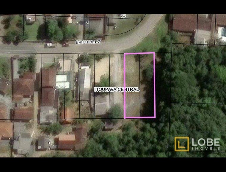 Terreno no Bairro Itoupava Central em Blumenau com 1253 m² - TE0430