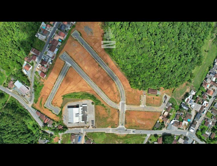 Terreno no Bairro Itoupavazinha em Blumenau com 360 m² - 7100