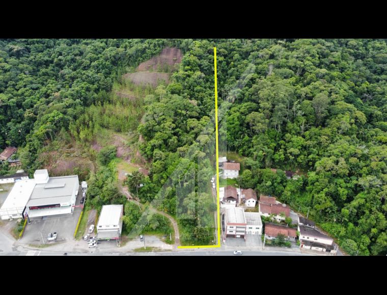 Terreno no Bairro Ponta Aguda em Blumenau com 2347 m² - 6790