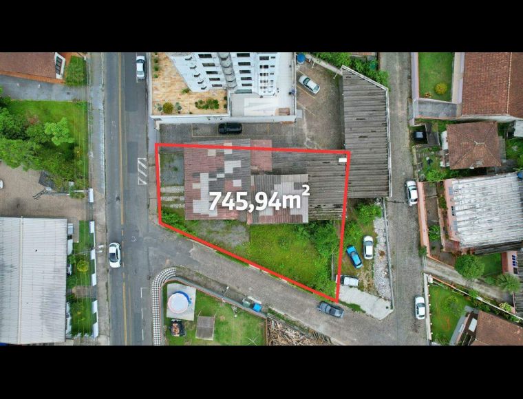 Terreno no Bairro Ponta Aguda em Blumenau com 746 m² - 6854