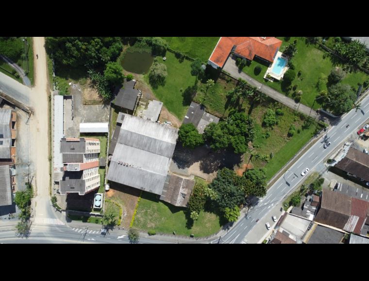 Terreno no Bairro Salto Weissbach em Blumenau com 9600 m² - 35717614