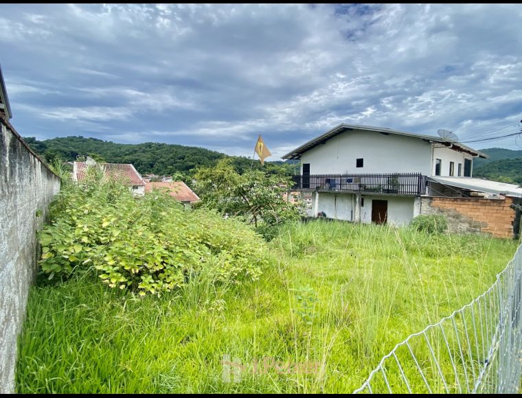 Terreno no Bairro Velha em Blumenau com 375 m² - 5006799