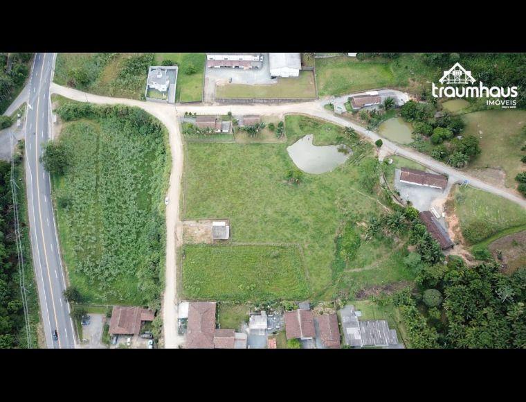 Terreno no Bairro Vila Itoupava em Blumenau com 9452 m² - TE08