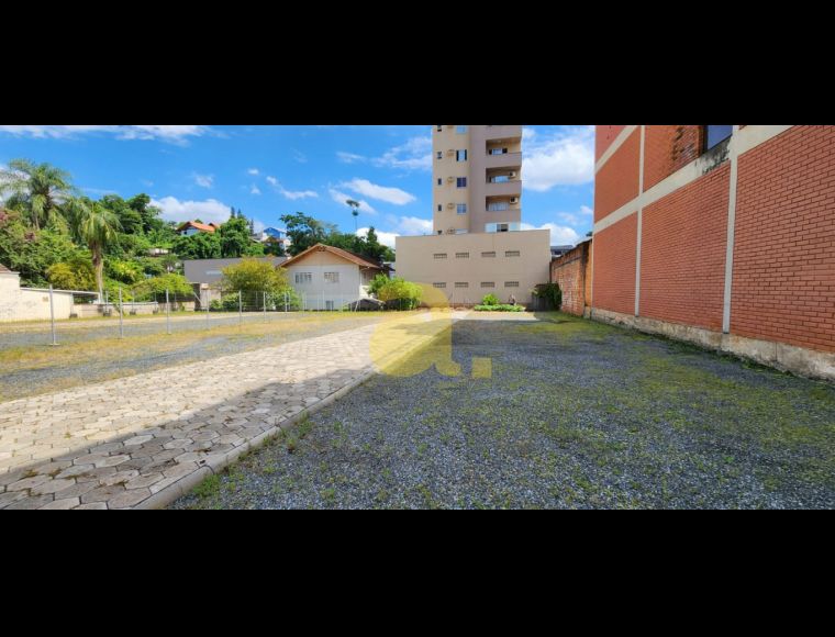 Terreno no Bairro Vila Nova em Blumenau com 525 m² - 6004073