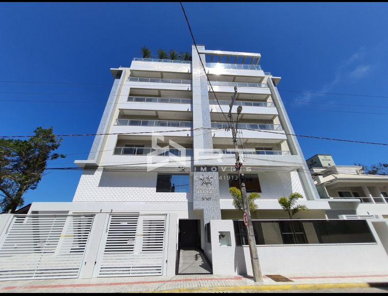 Apartamento no Bairro Bombas em Bombinhas com 2 Dormitórios (1 suíte) e 75.4 m² - 1208