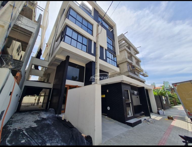 Apartamento no Bairro Mariscal em Bombinhas com 2 Dormitórios (2 suítes) e 70.64 m² - 35714852