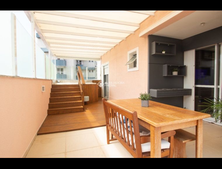 Apartamento no Bairro Agronômica em Florianópolis com 2 Dormitórios (1 suíte) - 374941